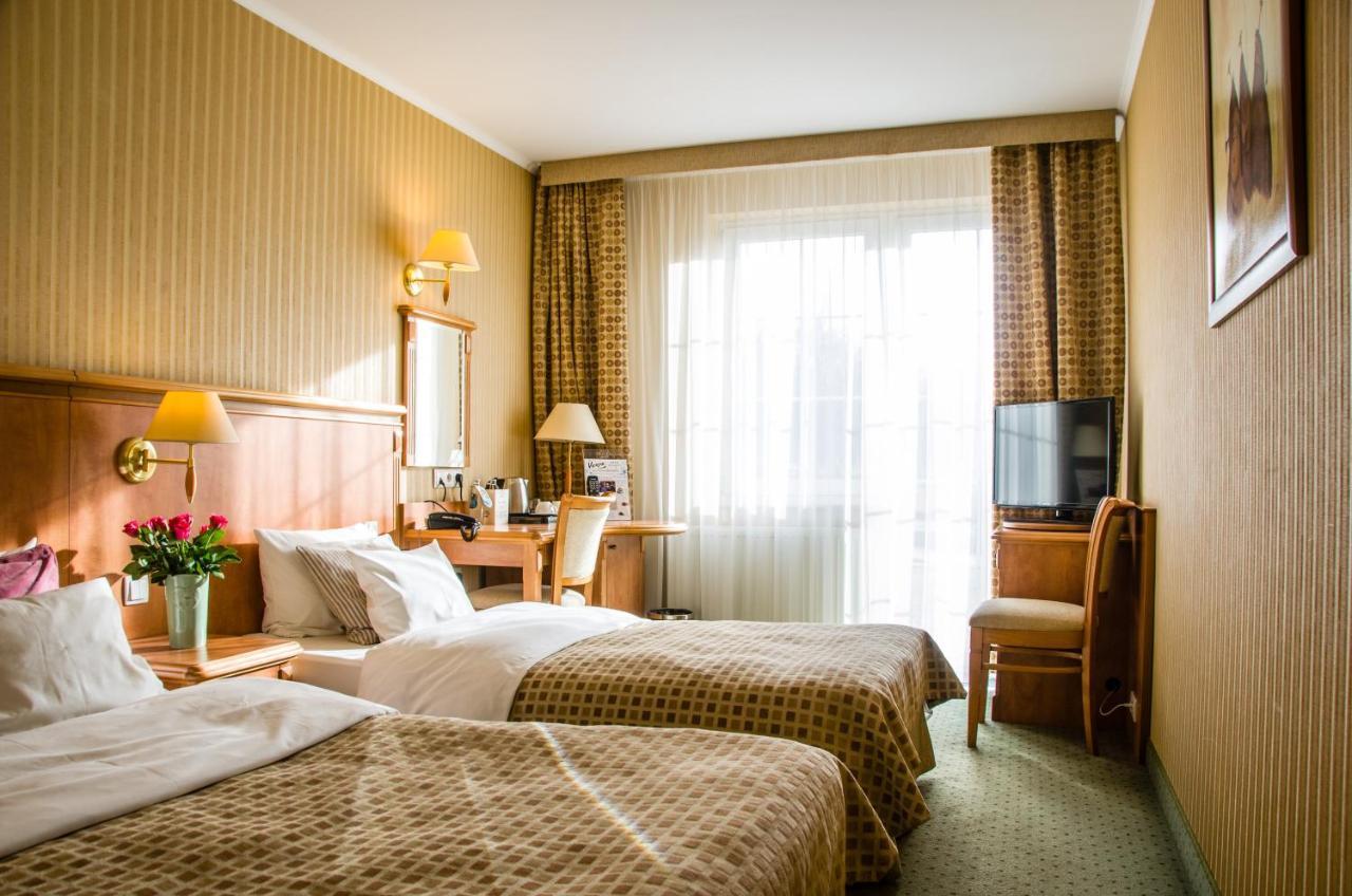 Hotel Verde คอซซาลิน ภายนอก รูปภาพ
