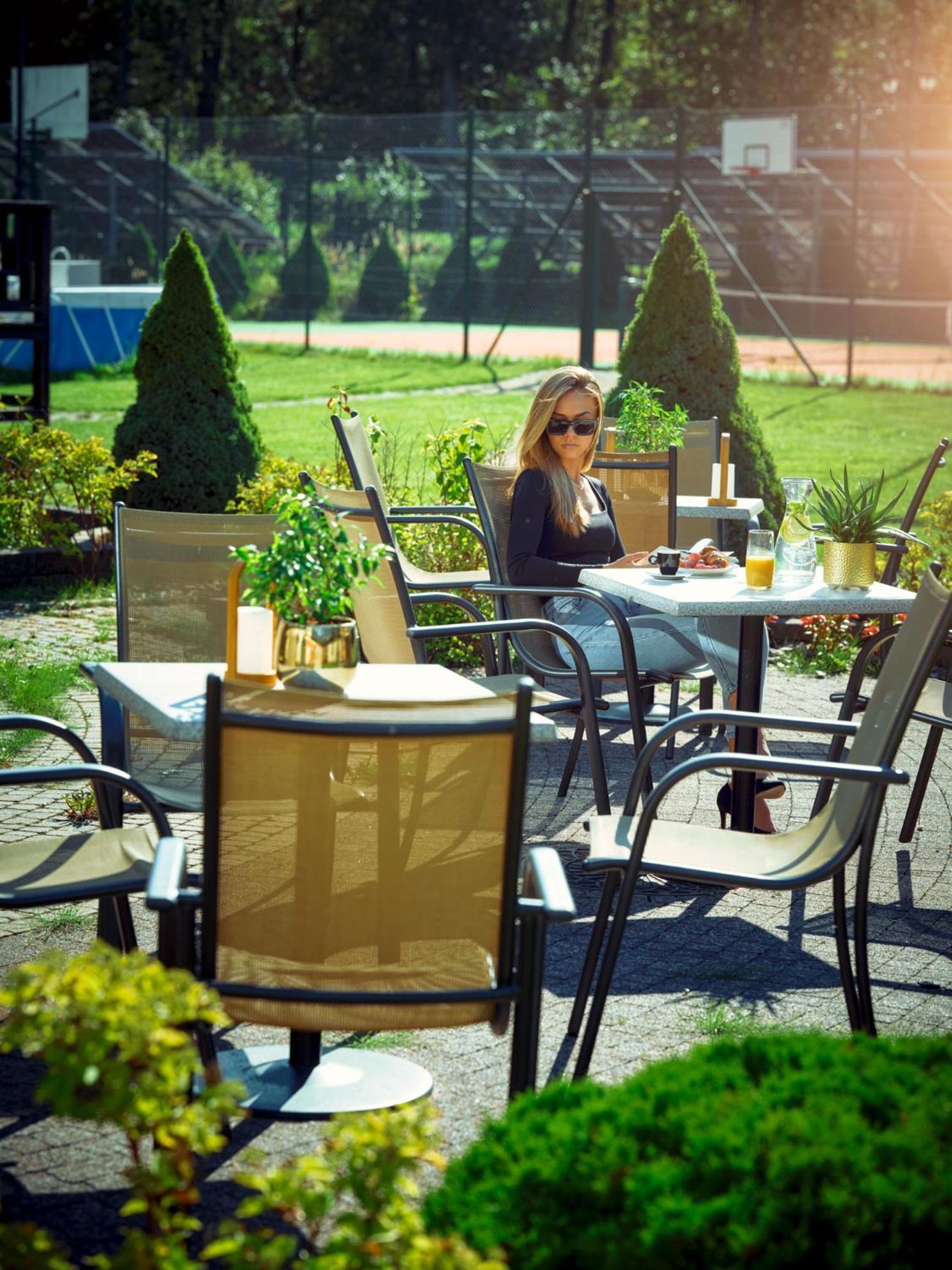 Hotel Verde คอซซาลิน ภายนอก รูปภาพ